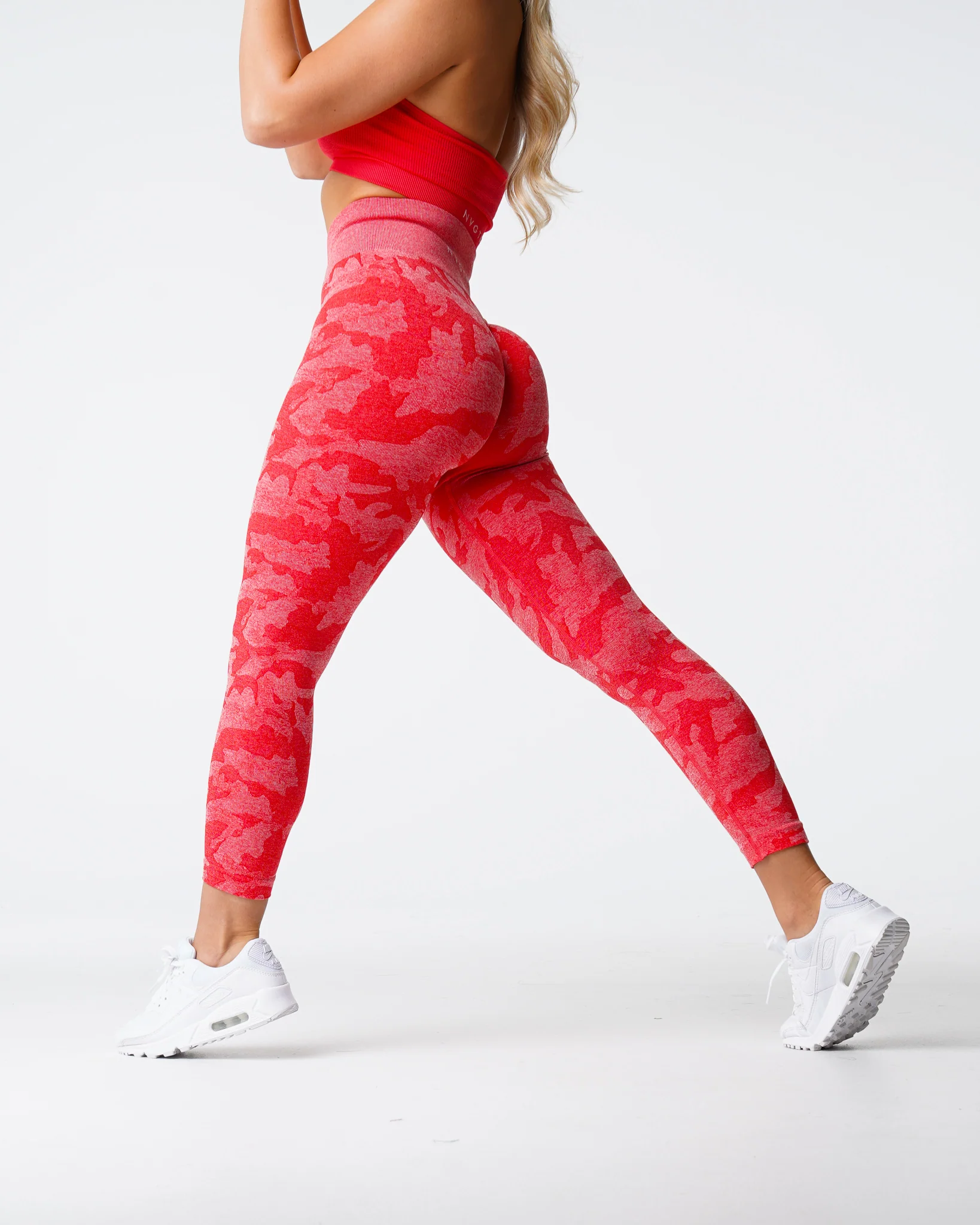 Candy Apple Camo Seamless Leggings - Image 3