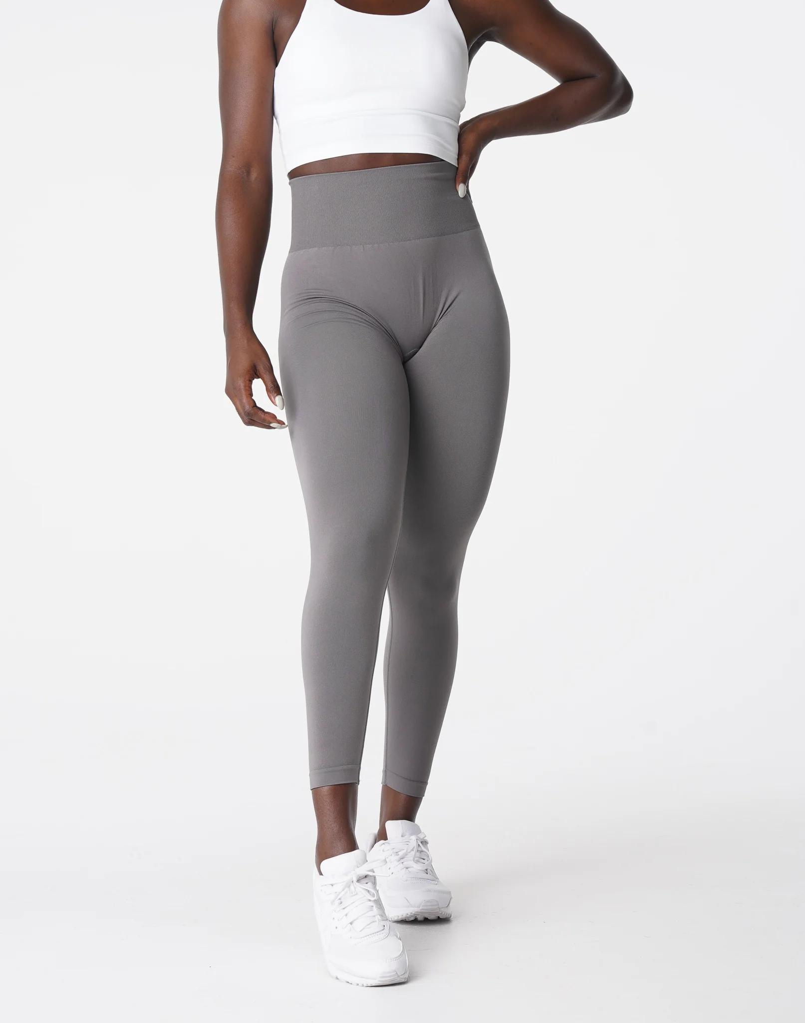 Charcoal Solid Seamless Leggings - Image 3