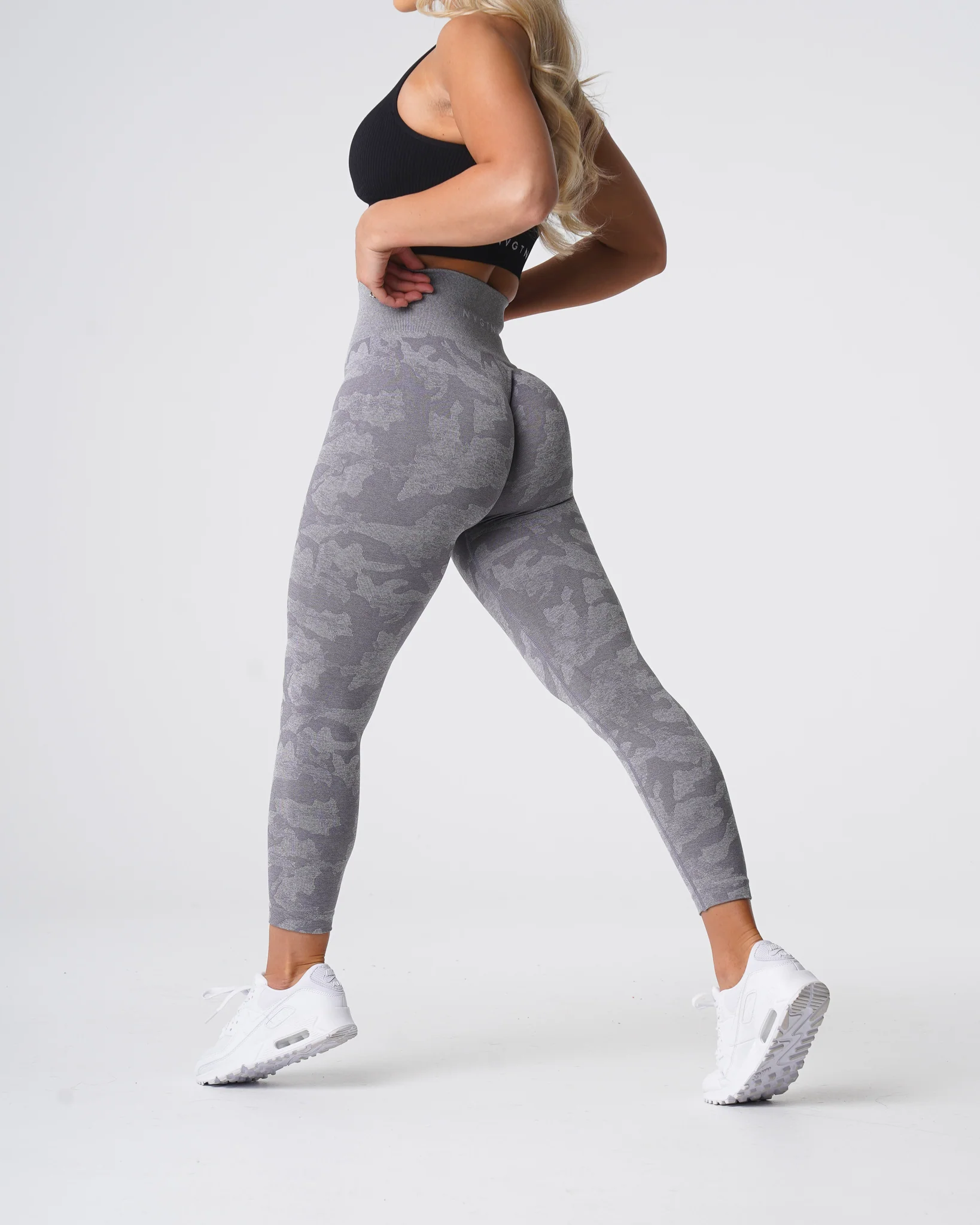 Grey Camo Seamless Leggings - Image 3