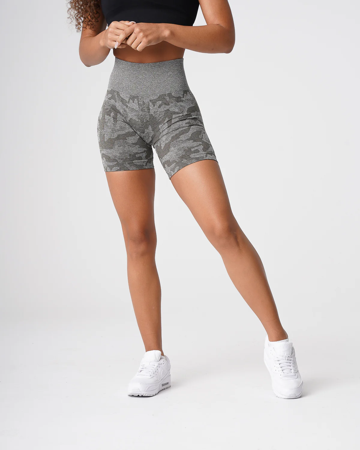 Khaki Green Camo Seamless Shorts - Image 4