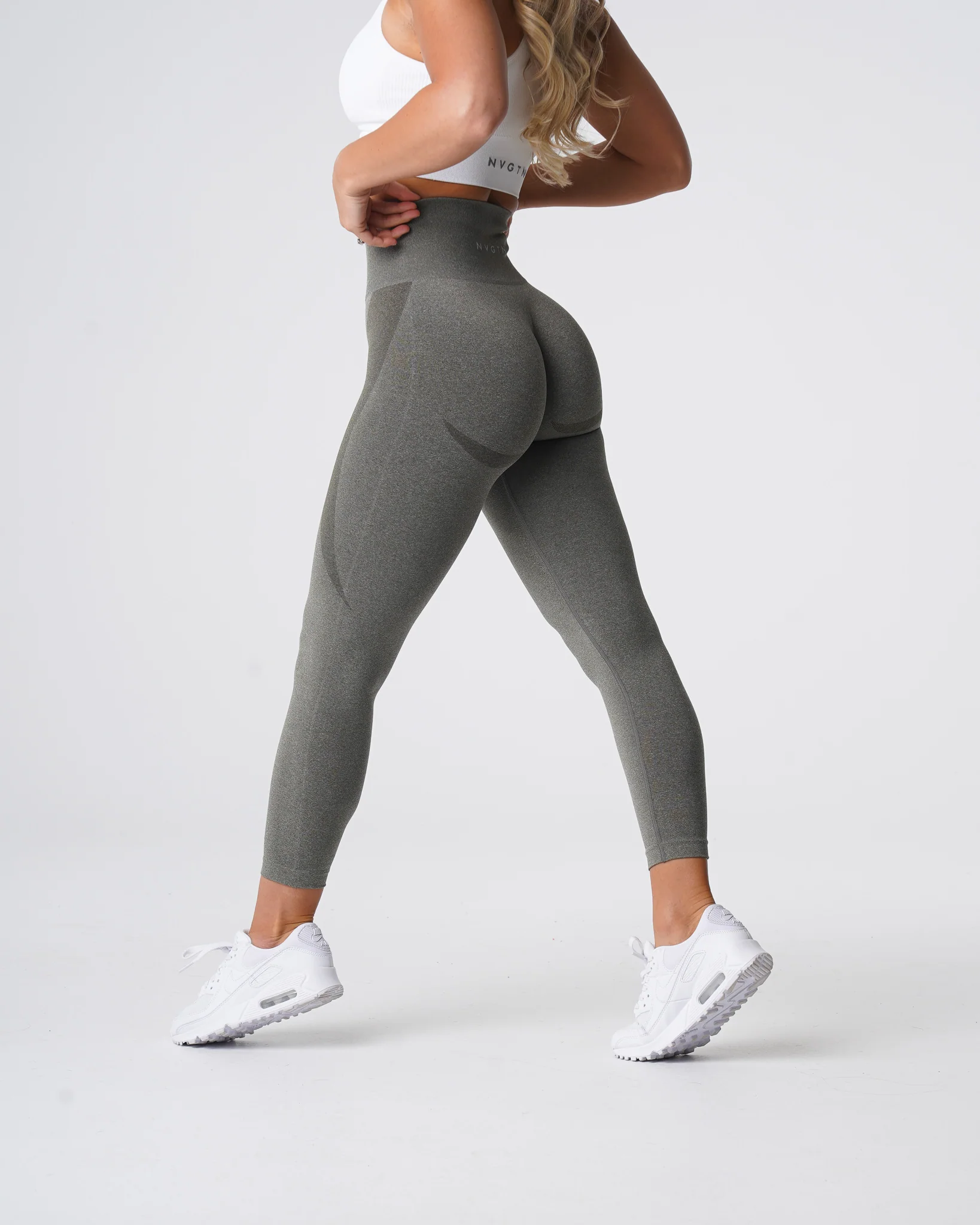 Khaki Green Contour Seamless Leggings - Image 4