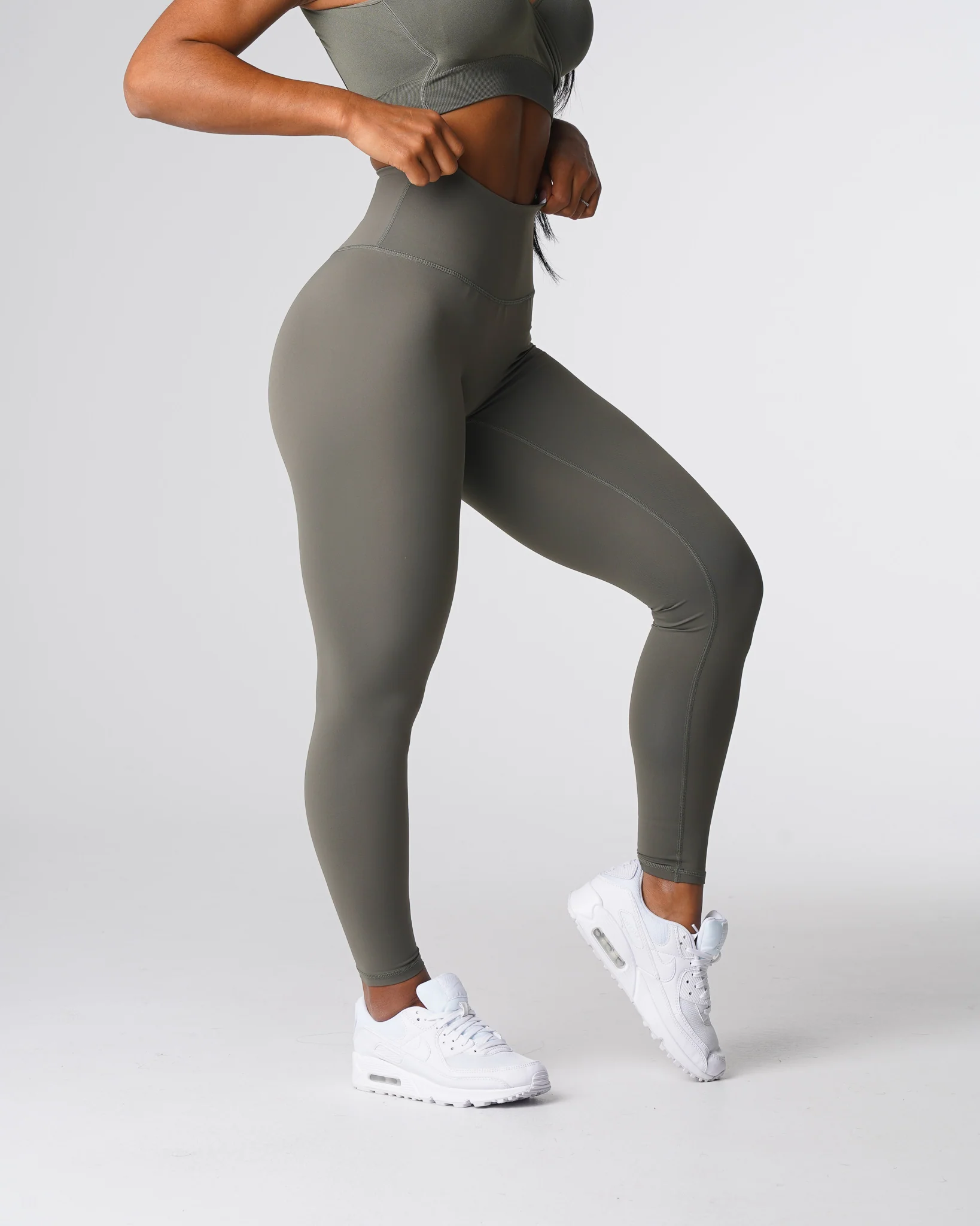 Khaki Green Signature 2.0 Leggings - Image 4