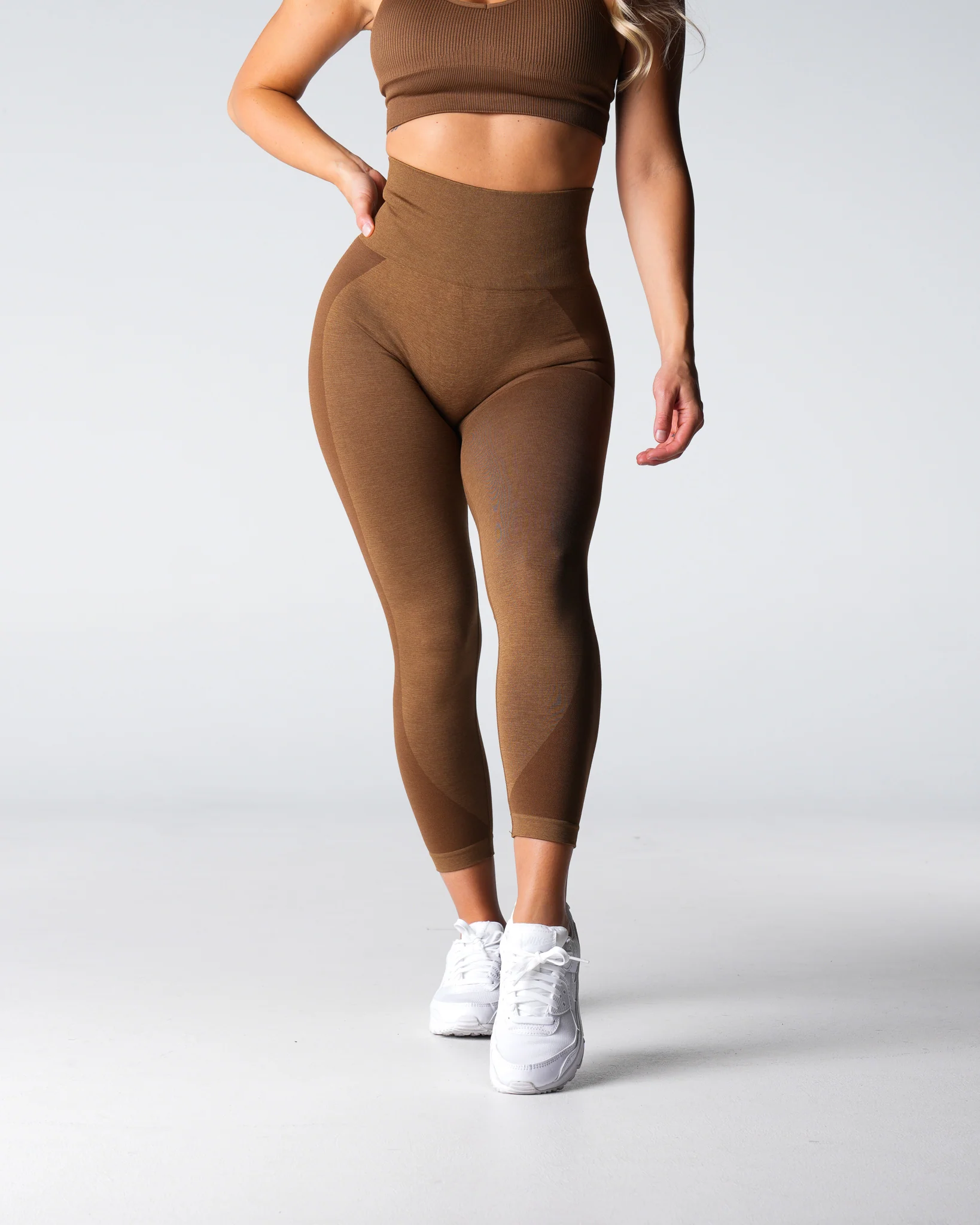 Mocha Contour 2.0 Seamless Leggings - Image 4