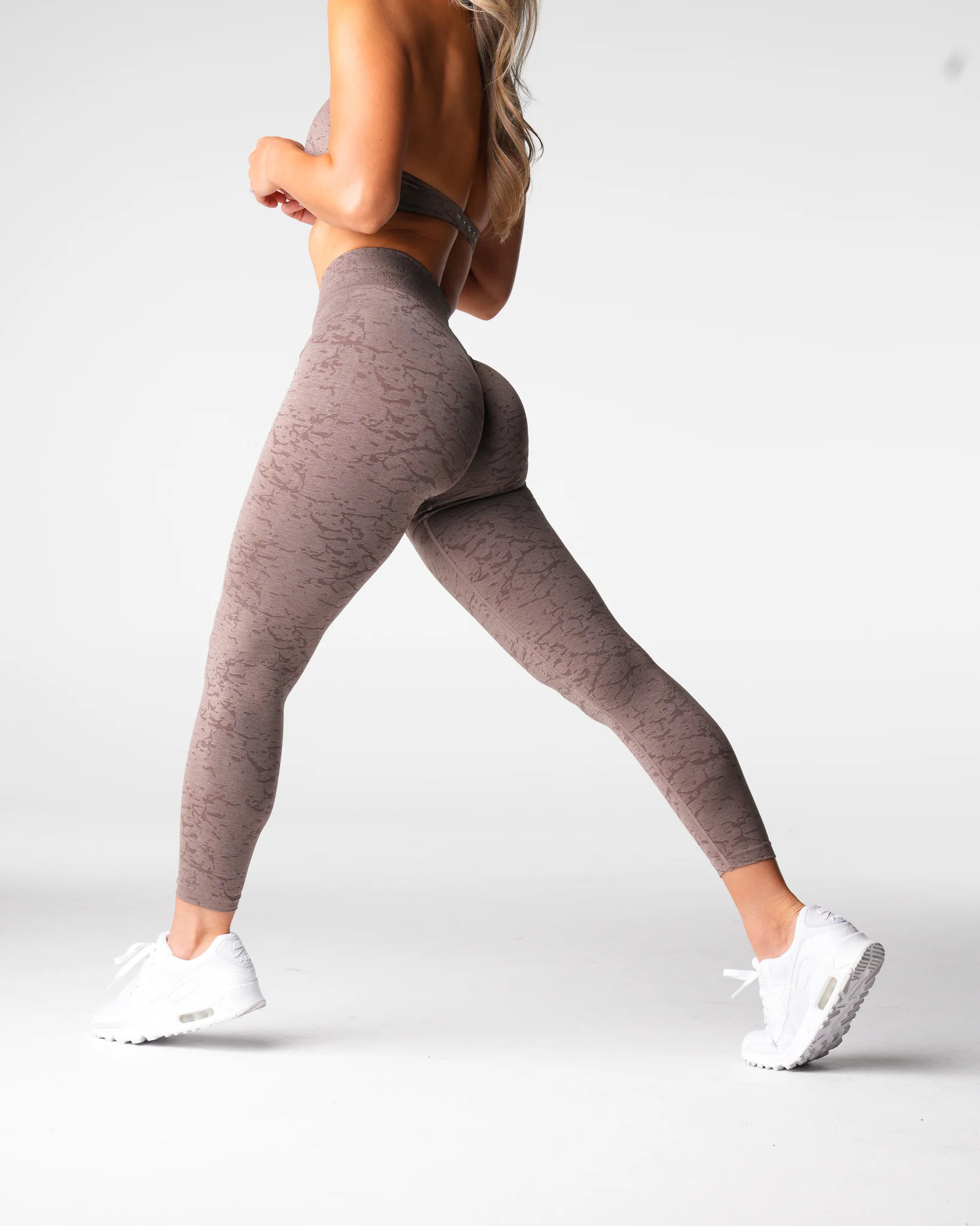 Oak Breakthrough Seamless Leggings - Image 3