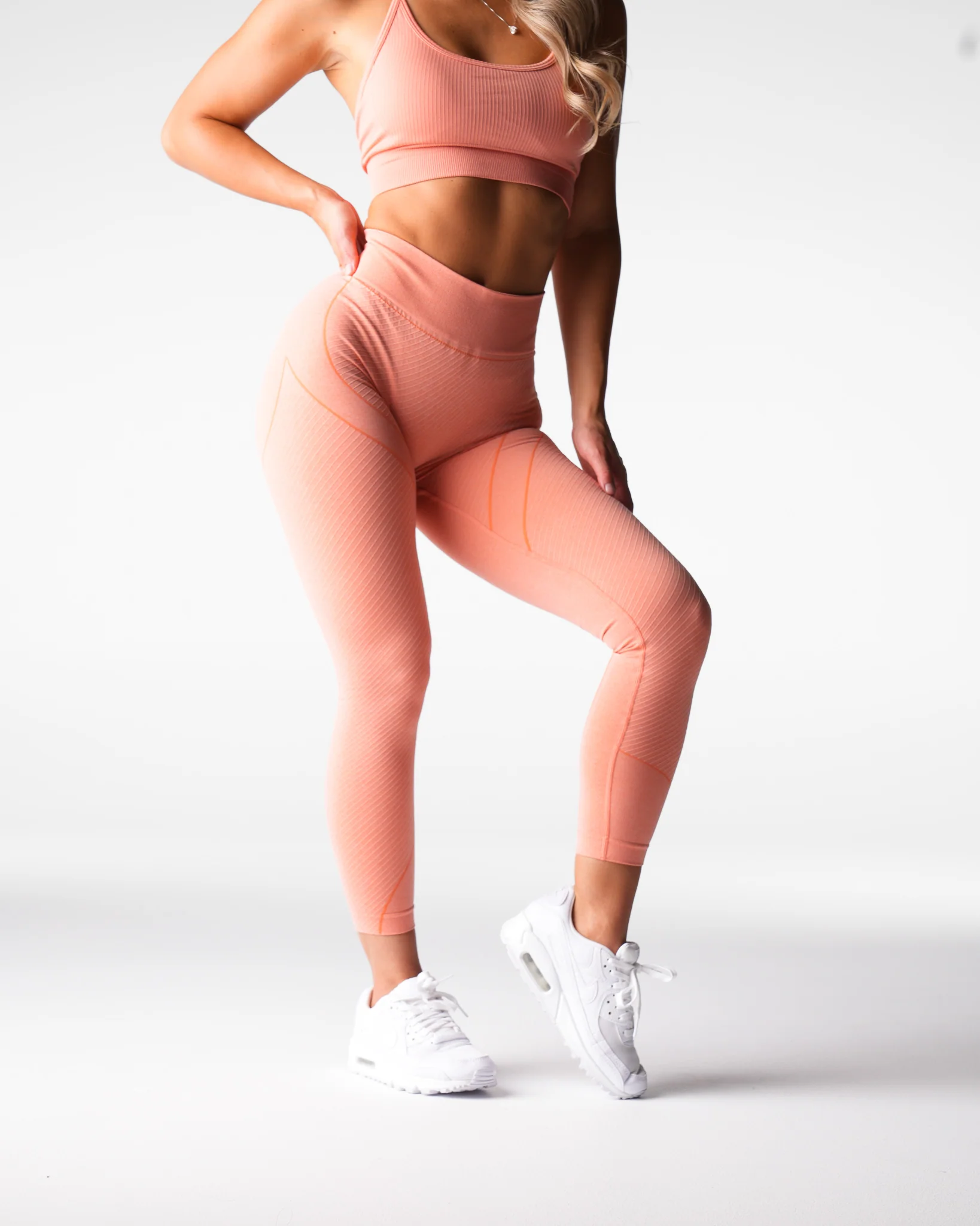 Peach Figure Seamless Leggings - Image 4