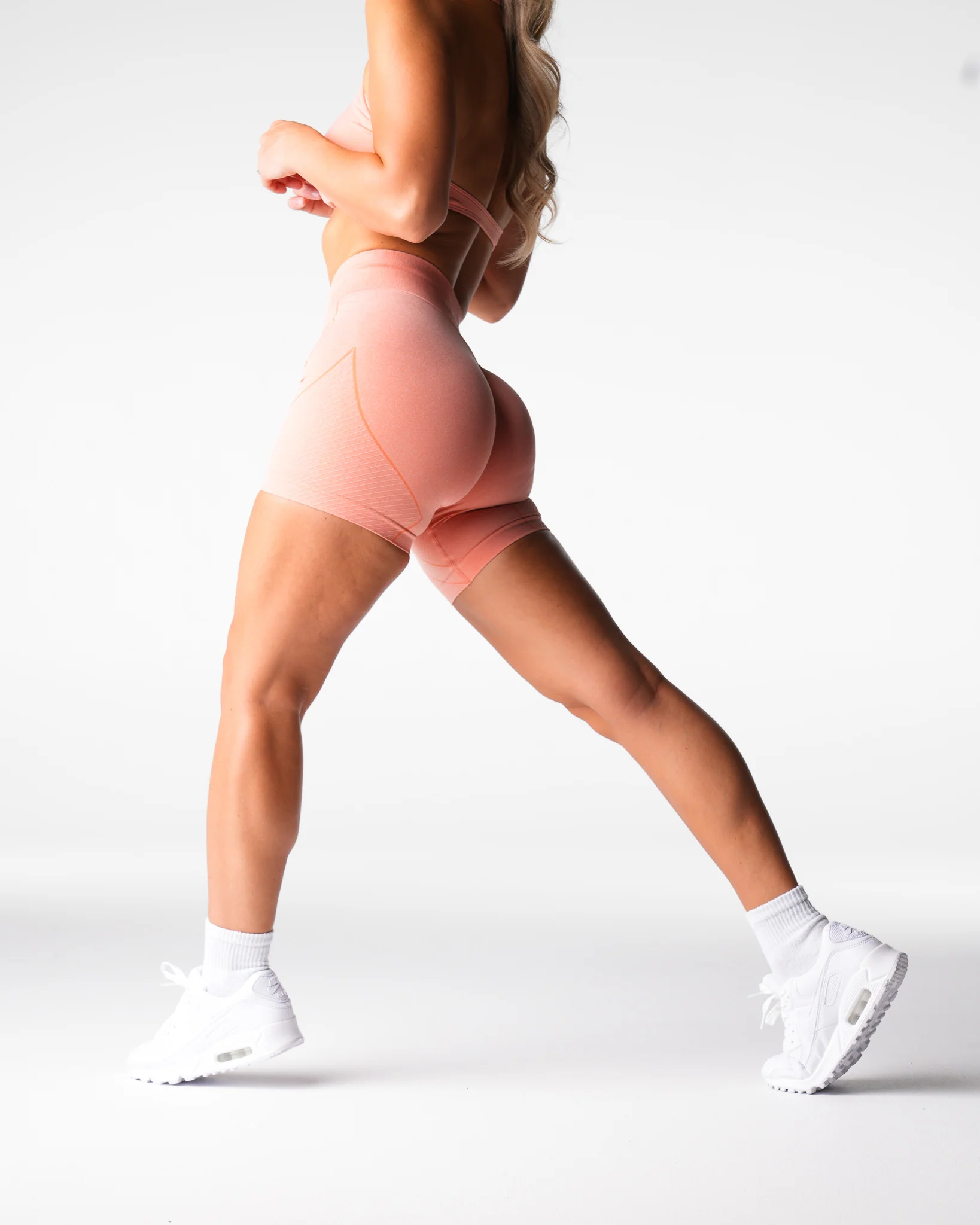 Peach Figure Seamless Shorts - Image 3