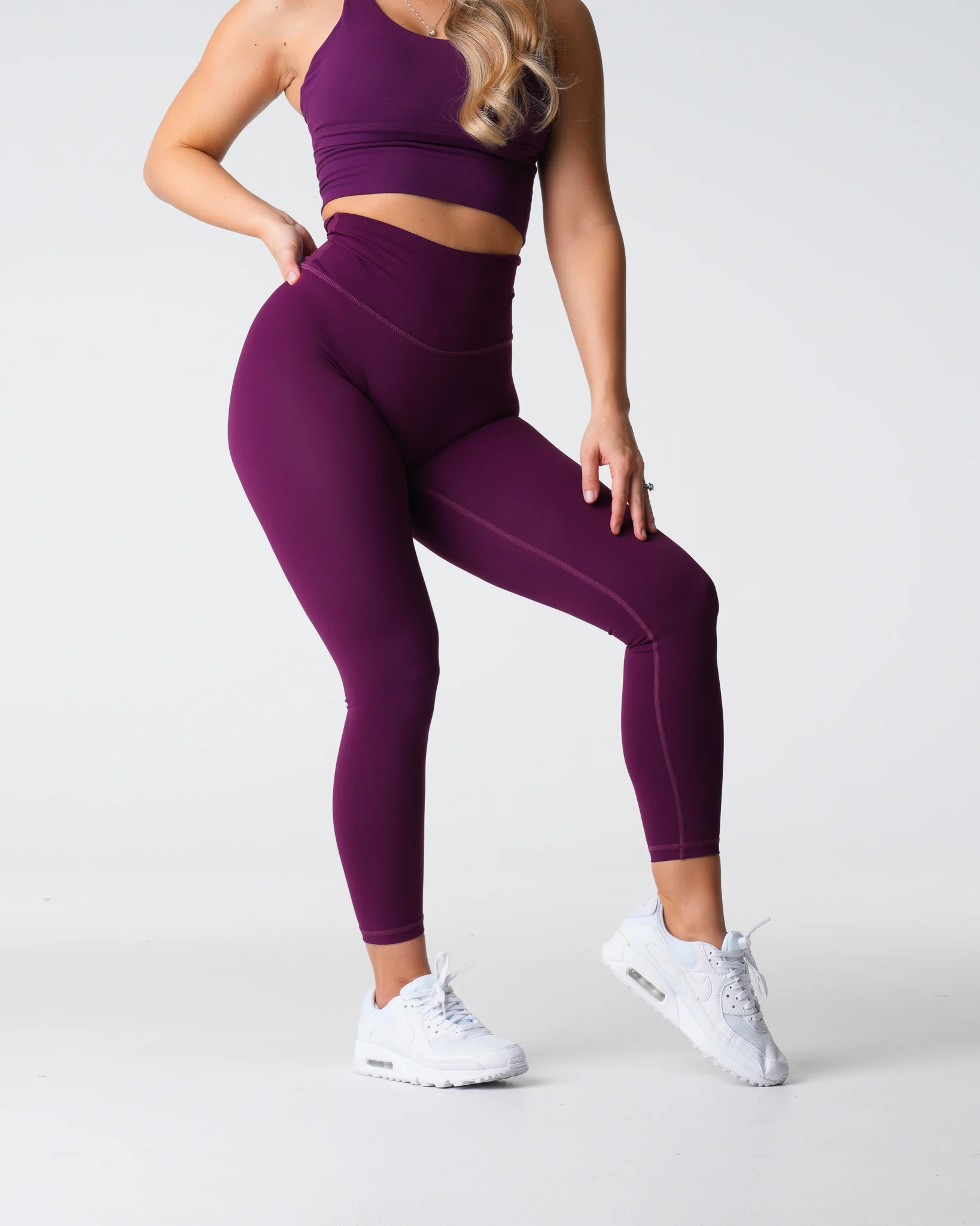 Plum Signature 2.0 Leggings - Image 3