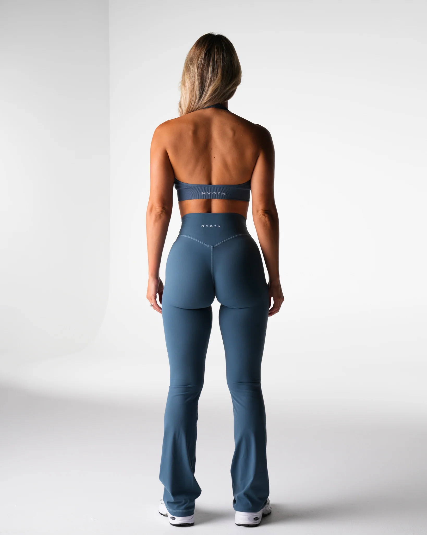 River Finesse Seamless Halter Bra - Image 4