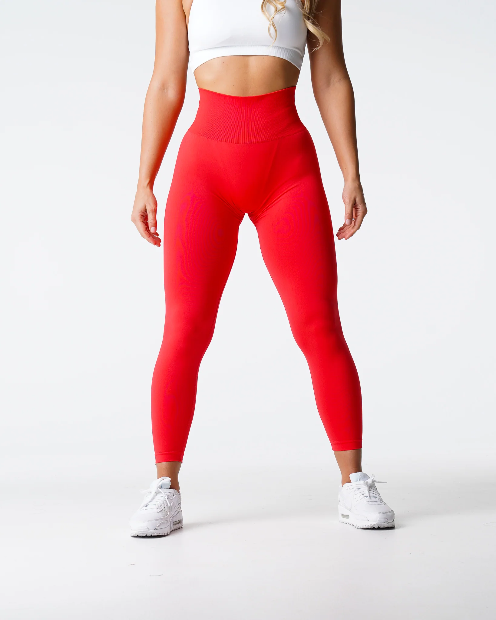 Scarlet Solid Seamless Leggings - Image 4