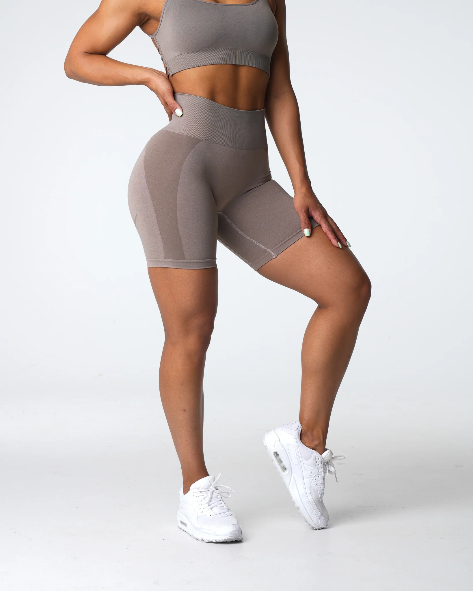 Taupe Contour 2.0 Seamless Shorts - Image 4