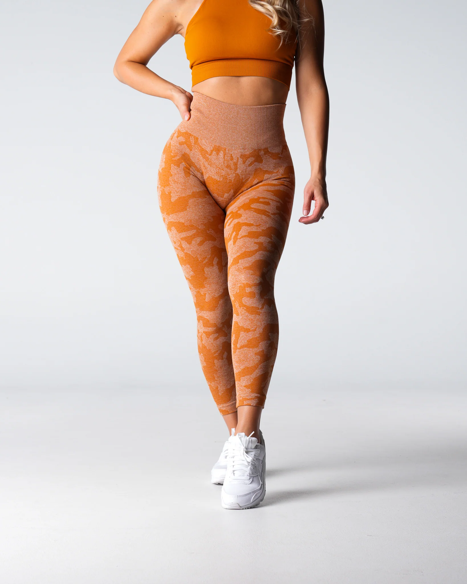 Terracotta Camo Seamless Leggings - Image 4