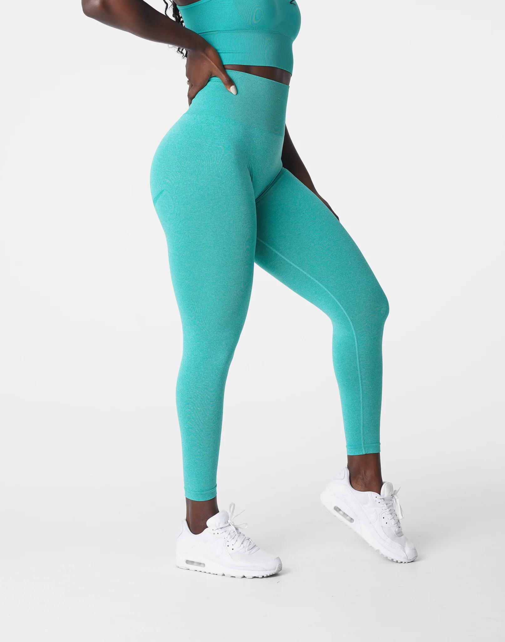 Turquoise Curve Seamless Leggings - Image 4