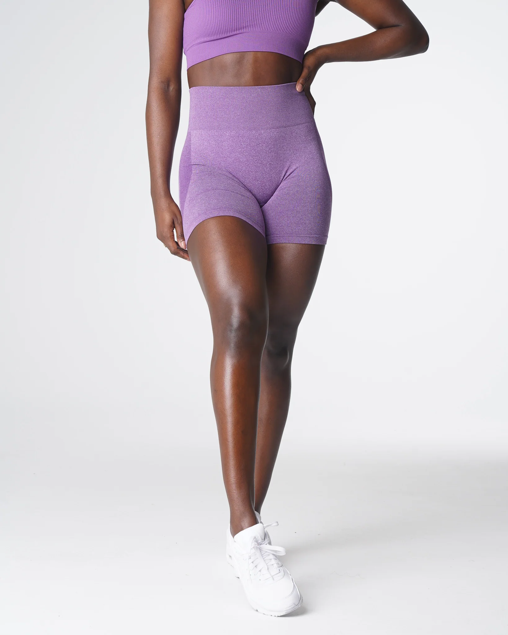 Violet Contour Seamless Shorts - Image 3